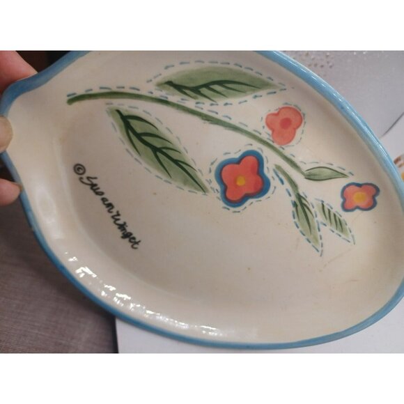 Susan Winget Plate Handpainted Signed - Picture 2 of 2